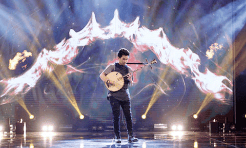  Những người trẻ mê nhạc cụ dân tộc 