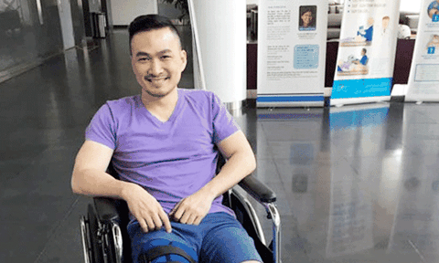 Diễn viên Chi Bảo nhập viện vì tai nạn phim trường