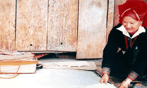 Nghề làm giấy dó của người Dao đỏ