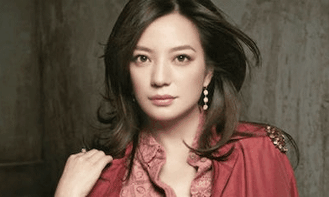 Triệu Vy - nữ tỷ phủ hiếm hoi của làng giải trí Hoa ngữ