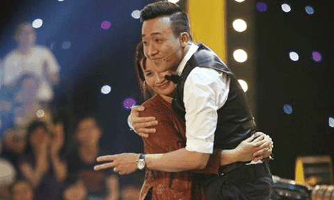 "Cô gái trăm triệu" lại khiến Trấn Thành phát cuồng