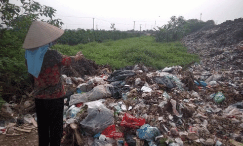 Quá tải rác thải gây ô nhiễm môi trường ở Yên Lạc (Vĩnh Phúc)