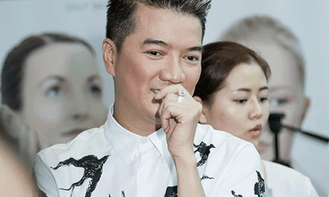  Mr Đàm gây choáng với nhẫn kim cương hơn tỷ đồng