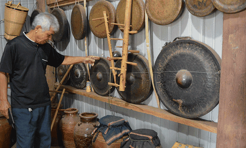 Báu vật của già Rơ Châm Nhang