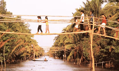 Chiếc cầu trong miền nhớ