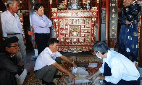 Thư viện tỉnh Quảng Trị thực hiện số hóa di sản