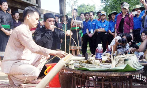 Tết mừng tiếng sấm của người Ơ Đu