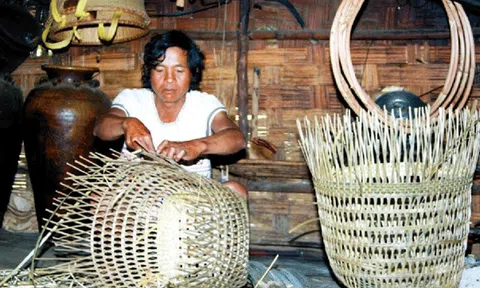 Nghề đan lát truyền thống của người Mạ