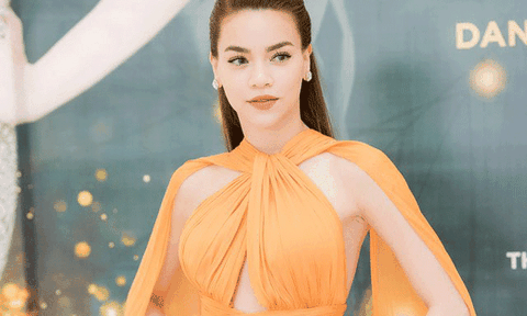 Hồ Ngọc Hà: "Tôi chấp nhận thị phi để là ca sĩ hạng A"