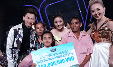 Ca sĩ Isaac: “Nhiều người quá tàn nhẫn với Hồ Văn Cường“