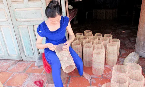  Con nước về thấp, làng nghề đan lọp tép kém sôi động