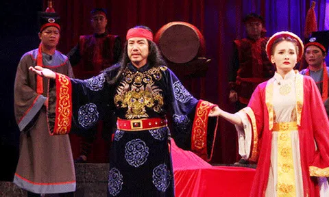  Dựng lại “thánh đường nghệ thuật”