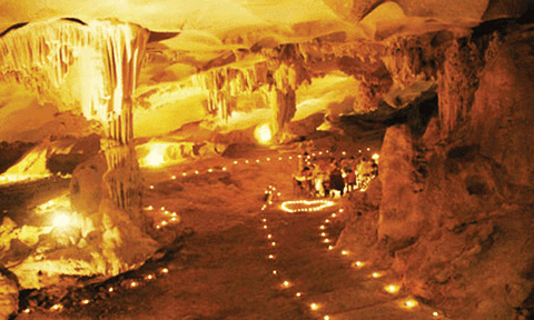 Biến hang động trong Di sản thế giới Vịnh Hạ Long thành nhà hàng... ẩm thực?