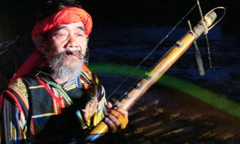 Nghệ nhân gắn bó 70 năm với nhạc cụ dân tộc Ba Na