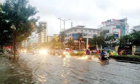 Miền Trung cấp tập ứng phó bão số 4 