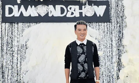 Đàm Vĩnh Hưng bán vé VIP 20 triệu fan vẫn tranh nhau mua