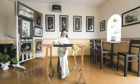 Nữ nghệ nhân có tấm lòng vàng