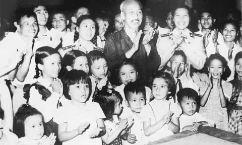 Nhớ những ngày Trung thu có Bác