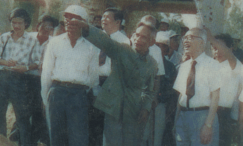 Đánh địch quanh núi Chóp Chài