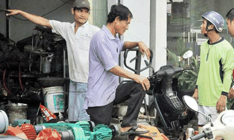 Xôm tụ "chợ" đồ cũ