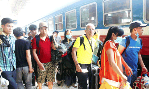 Bắt đầu bán vé tàu tết 2017