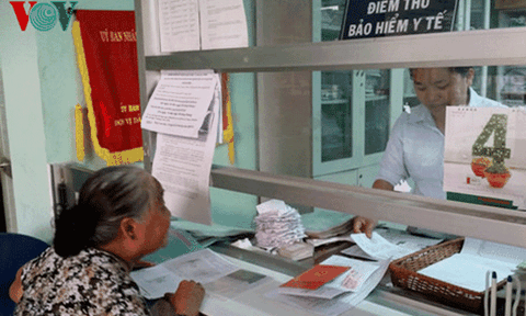 Sẽ áp dụng viện phí mới cho cả người không có bảo hiểm y tế