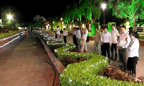 TP.Tân An thí điểm hệ thống chiếu sáng đô thị tiết kiệm và thân thiện môi trường
