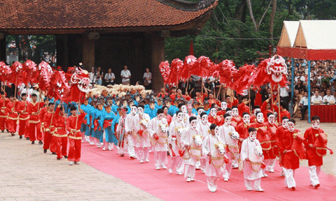 Độc đáo trò Xuân Phả 