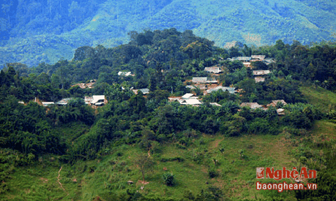 Những biểu tượng độc đáo trong ngôi nhà của người Mông Nghệ An