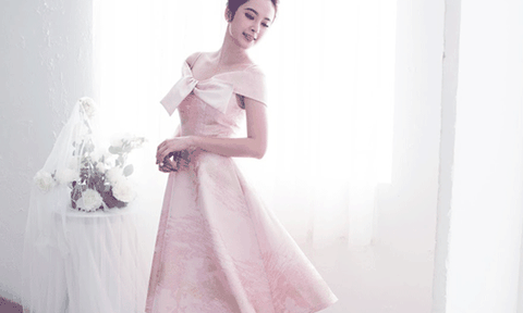 Angela Phương Trinh ngọt ngào đầy nữ tính trong thiết kế mới 