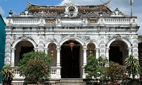 Những ngôi nhà cổ miền Tây... kêu cứu