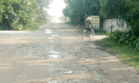 Cẩm Thịnh: Thực hiện tiêu chí giao thông và cơ sở vật chất văn hóa chậm do “thiếu vốn”