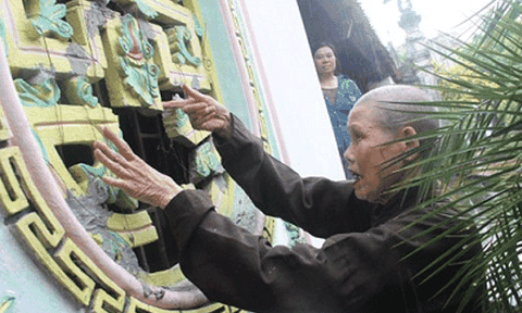 Cổ vật trong di tích: Bảo vệ trước, phát huy sau!