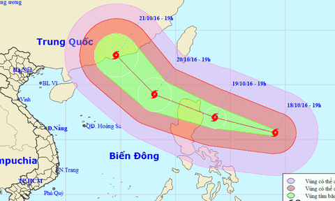 Bão số 7 suy yếu, Siêu bão giật cấp 17 trên biển Đông