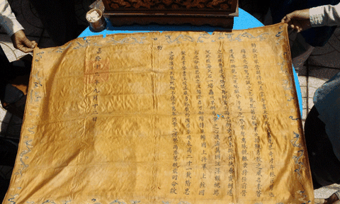 Tờ Sắc quý hiếm trên 200 năm ở Đồng Tháp