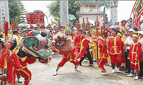 Dừng tổ chức lễ hội có nội dung phản cảm, kích động bạo lực