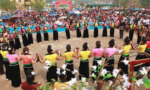 Nghệ thuật xòe Thái được đệ trình UNESCO 