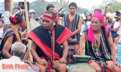 Búi tóc - nét đẹp văn hóa của đàn ông S’tiêng