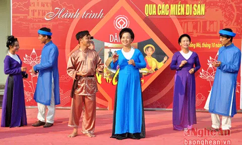 Ví giặm Nghệ Tĩnh với 'Hành trình qua các miền di sản'