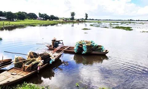  Chuyện những xóm chài trên đất Tây Nguyên 