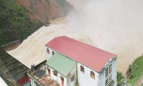 Hà Tĩnh, Quảng Bình lại lo chạy lũ