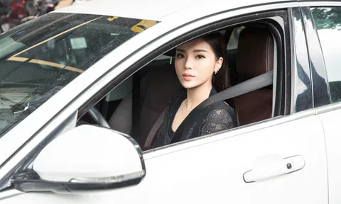  Kỳ Duyên tự lái xế hộp đi sự kiện