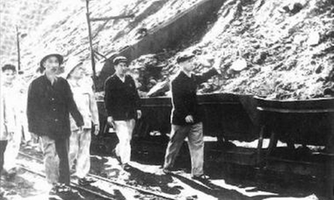 Xếp hạng 4 di tích quốc gia 