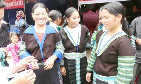 Đêm hội xòe Mường Lò