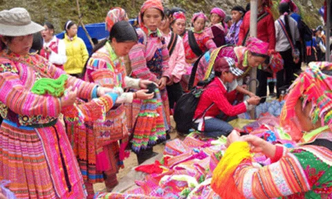 Tái hiện không gian văn hoá dân tộc Mông Hà Giang tại Hà Nội