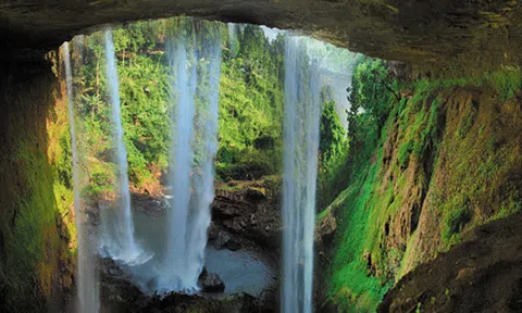 Lãng mạn thác Đắk G'lun