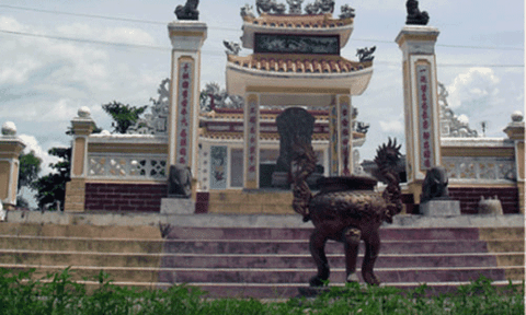 Chờ ánh lửa trên đèo Hải Vân