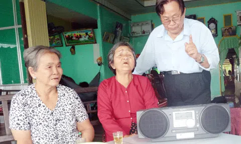  Điều ít biết về tác giả “Trách ai vô tình” 