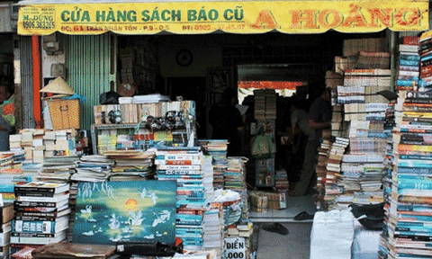 Có một phố sách xưa cũ vẫn tấp nập giữa Sài Gòn mấy chục năm