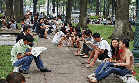 Có một Sài Gòn rất lạ qua...đồ ăn